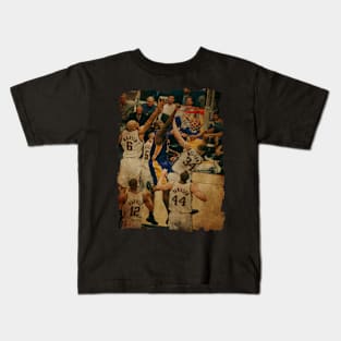 Shaquille O'Neal vs Brooklyn Nets Team Vintage #2 Kids T-Shirt